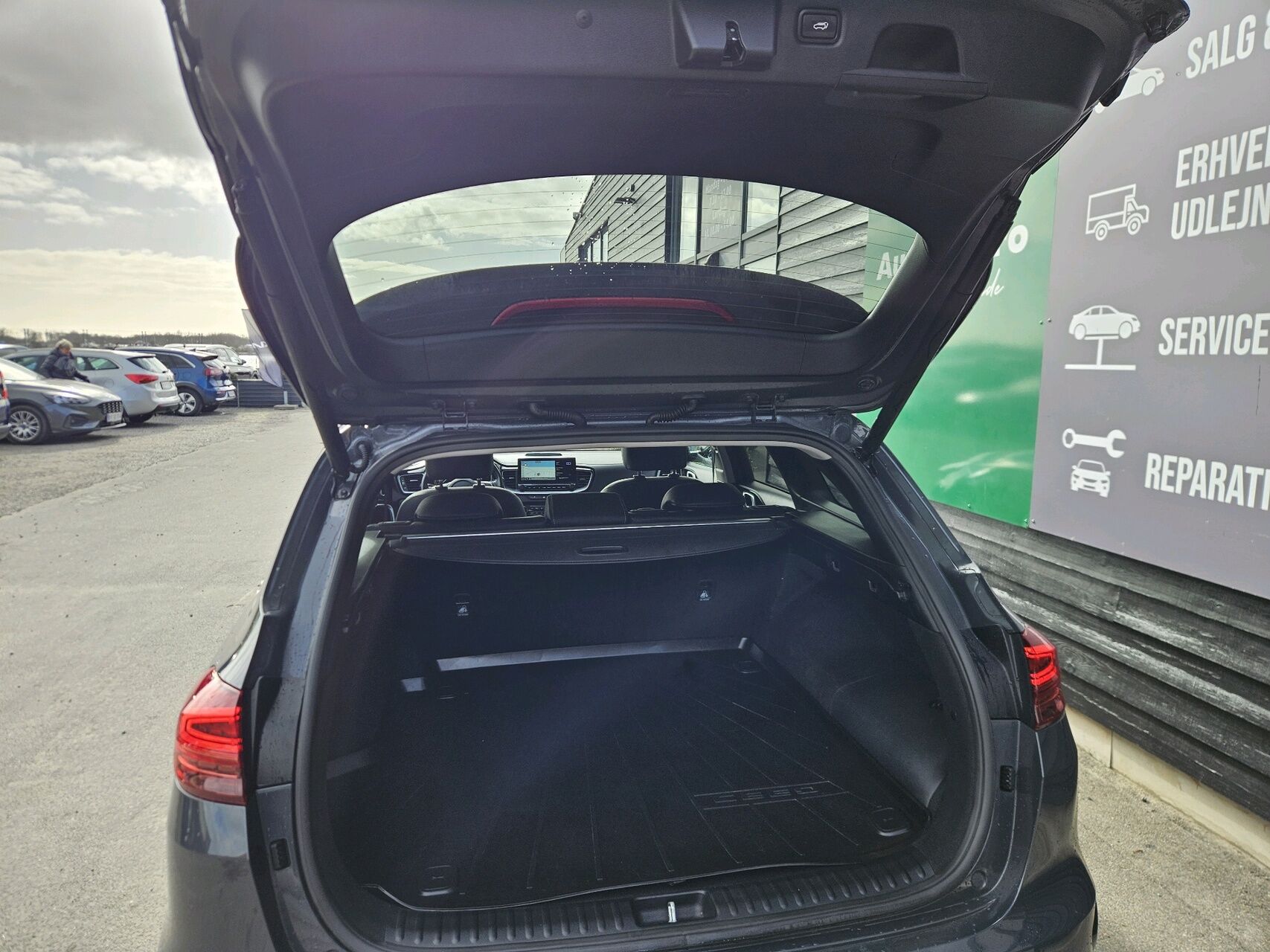 Billede af Kia Ceed SW 1,6 GDI PHEV  Plugin-hybrid Intro DCT 141HK Stc 6g Aut.