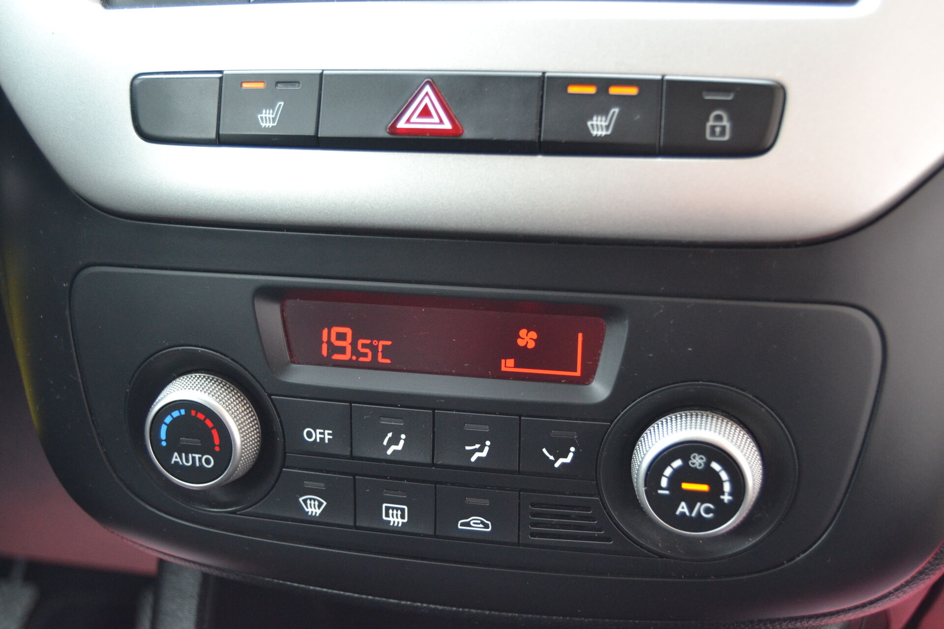 Billede af Kia Venga 1,4 CVVT Attraction 90HK 5d