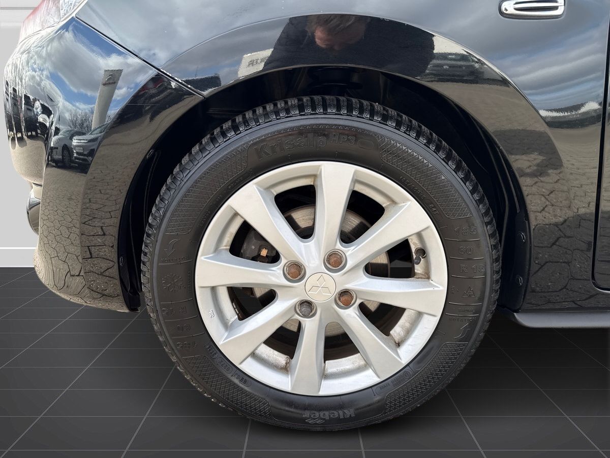 Billede af Mitsubishi Space Star 1,2 Intense CVT 80HK 5d Aut.