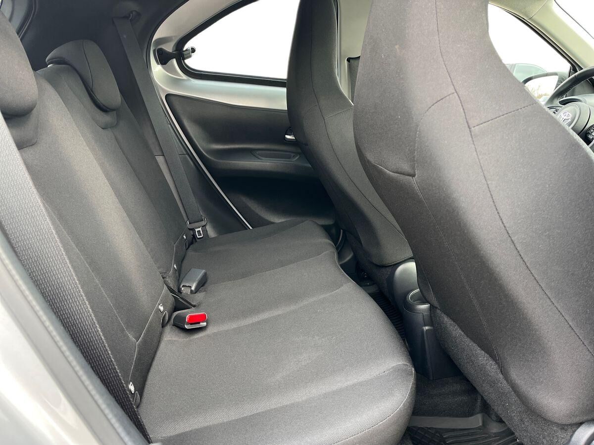 Billede af Toyota Aygo X 1,0 VVT-I Active 72HK 5d Aut.