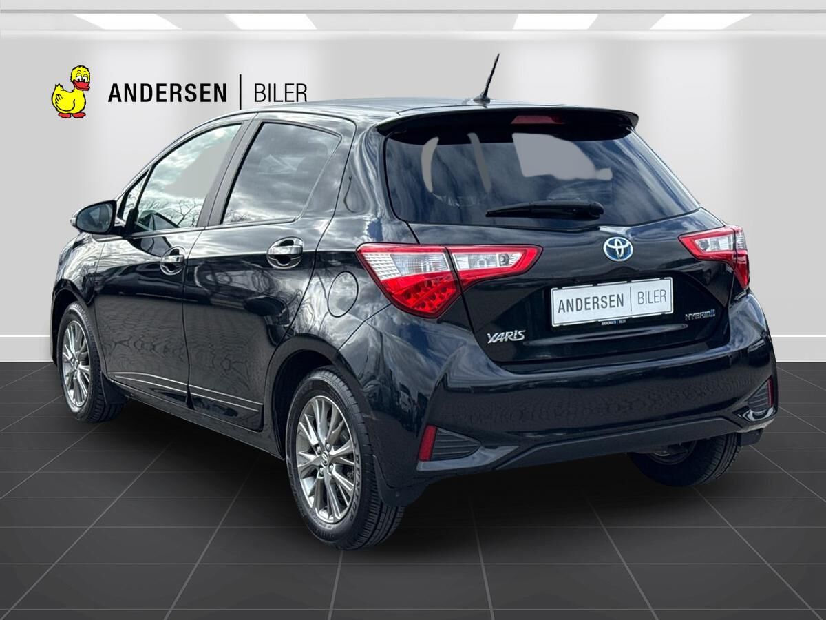 Billede af Toyota Yaris 1,5 Hybrid H2 Exclusive E-CVT 100HK 5d Trinl. Gear