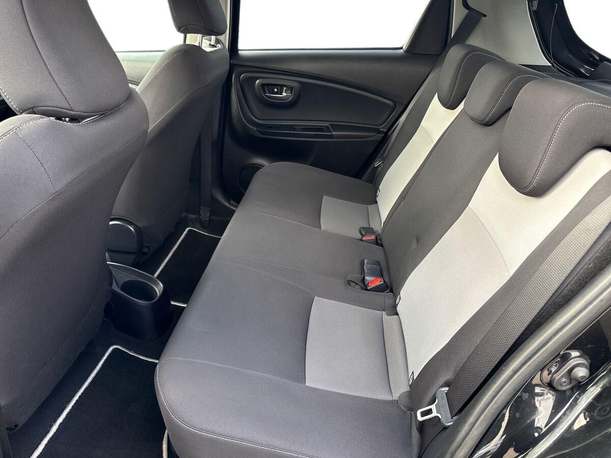 Billede af Toyota Yaris 1,5 Hybrid H2 Exclusive E-CVT 100HK 5d Trinl. Gear