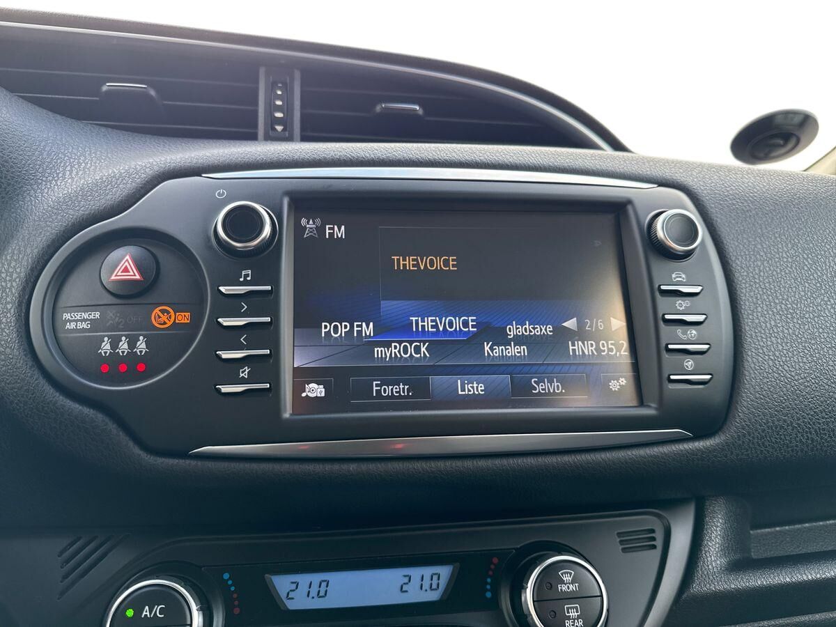 Billede af Toyota Yaris 1,5 Hybrid H2 Exclusive E-CVT 100HK 5d Trinl. Gear