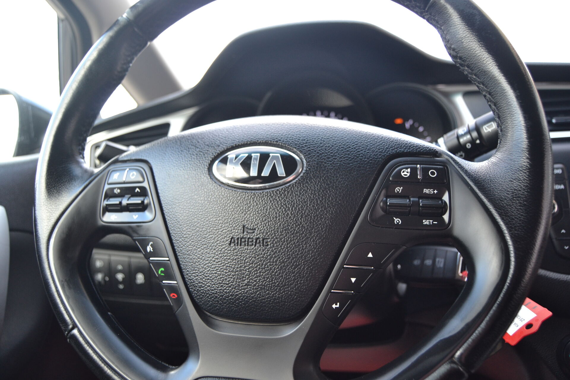 Billede af Kia Ceed SW 1,4 CVVT Style Limited 100HK Stc 6g