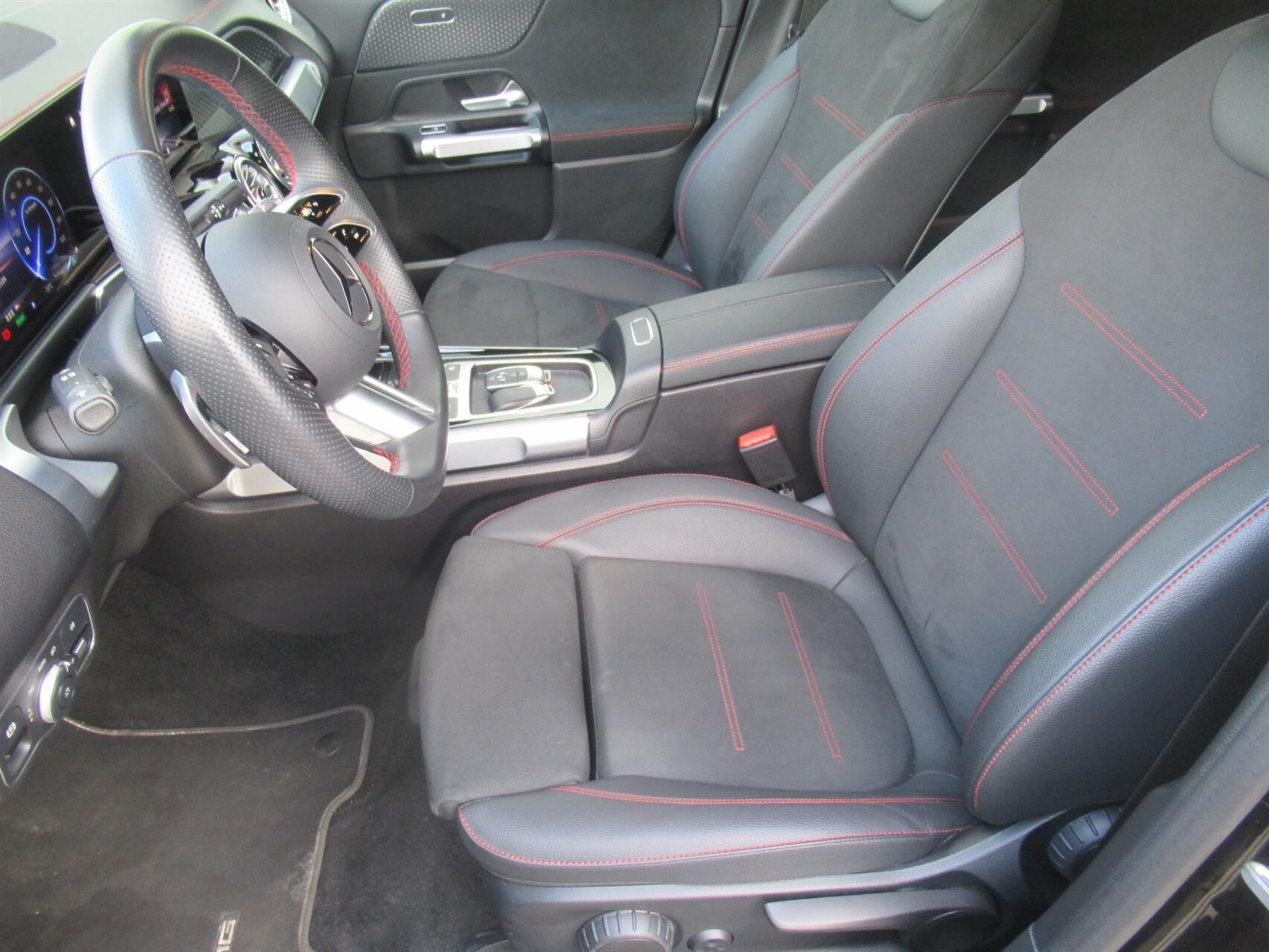 Billede af Mercedes-Benz EQB 250+ EL AMG Edition 190HK 5d Aut.