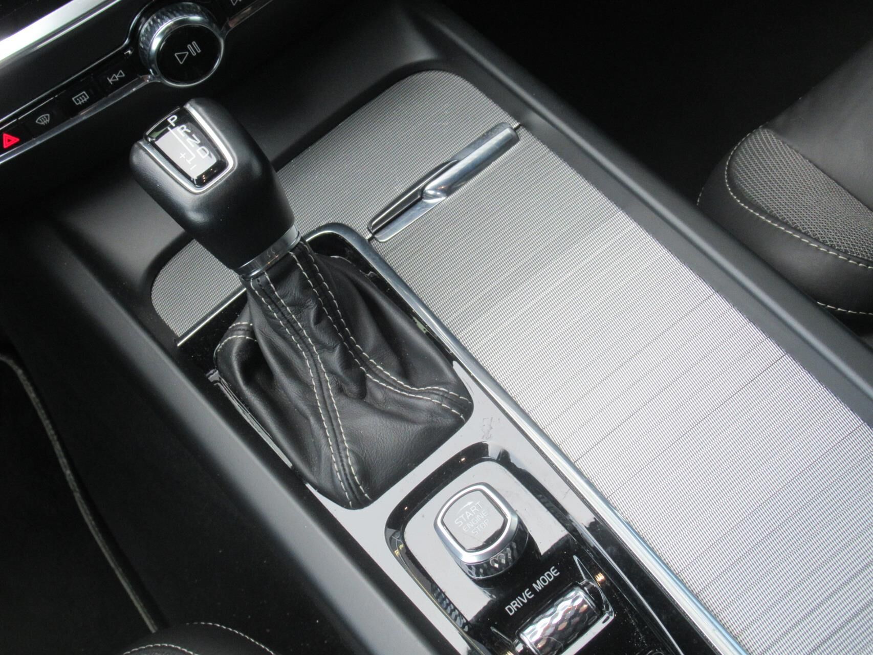 Billede af Volvo V60 2,0 D4 R-Design Polestar 200HK Stc 8g Aut.