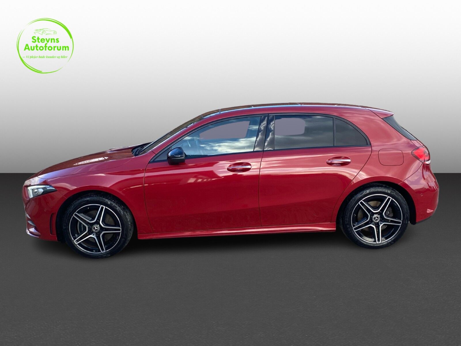 Billede af Mercedes-Benz A250 e 1,3 Plugin-hybrid AMG Line 8G-DCT 218HK 5d 8g Aut.