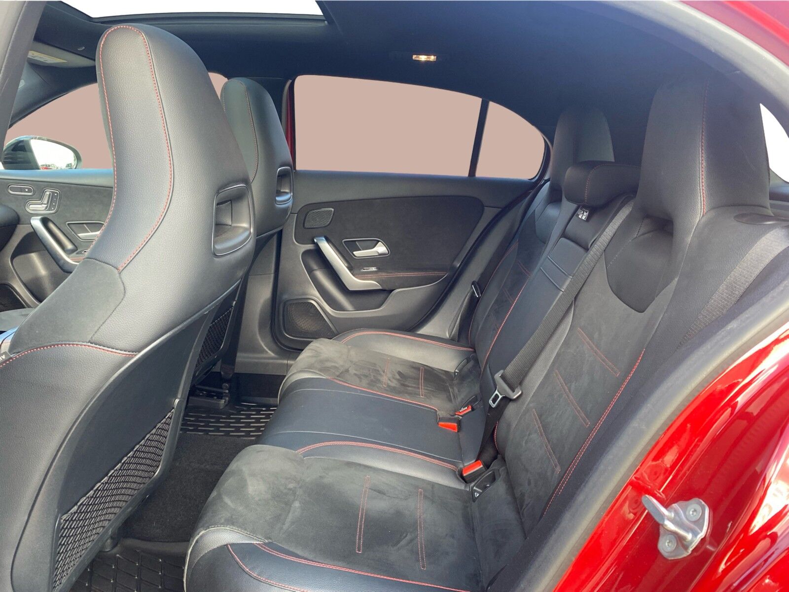 Billede af Mercedes-Benz A250 e 1,3 Plugin-hybrid AMG Line 8G-DCT 218HK 5d 8g Aut.