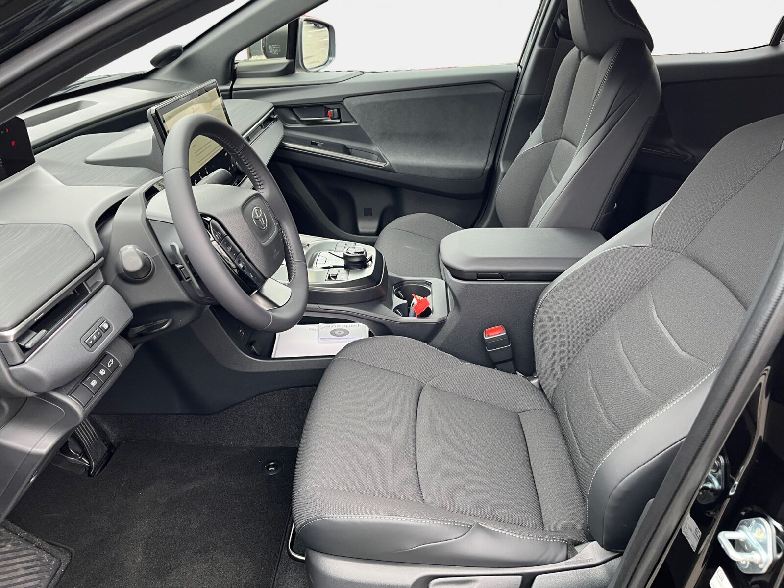 Billede af Toyota C-HR+ EL Active 224HK 5d Aut.