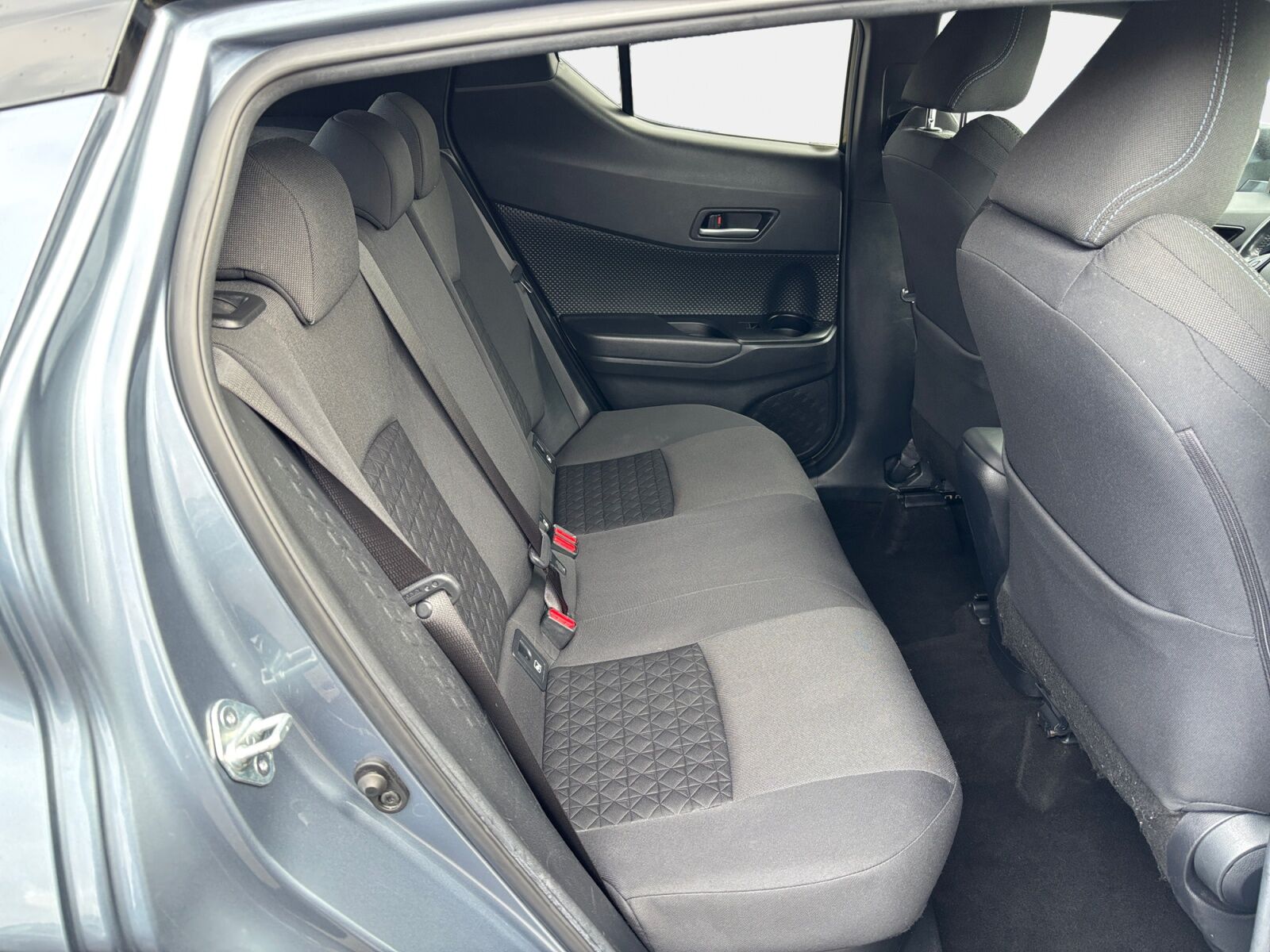 Billede af Toyota C-HR 1,8 Hybrid C-LUB Premium Multidrive S 122HK 5d Aut.