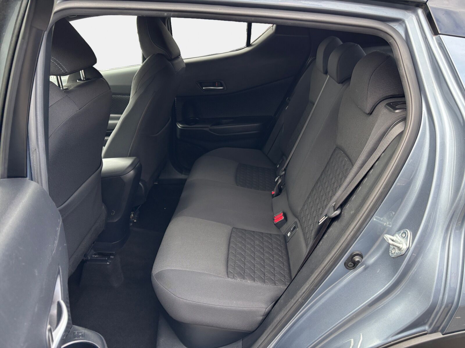 Billede af Toyota C-HR 1,8 Hybrid C-LUB Premium Multidrive S 122HK 5d Aut.