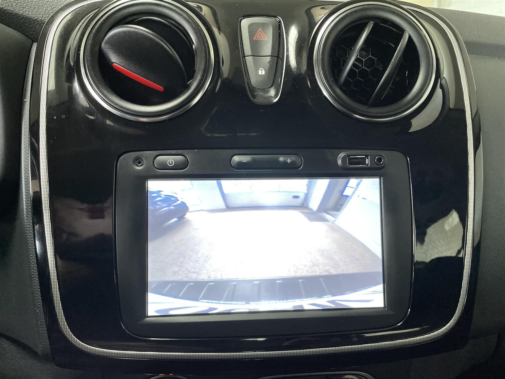 Billede af Dacia Logan 0,9 Tce Techroad Start/Stop 90HK