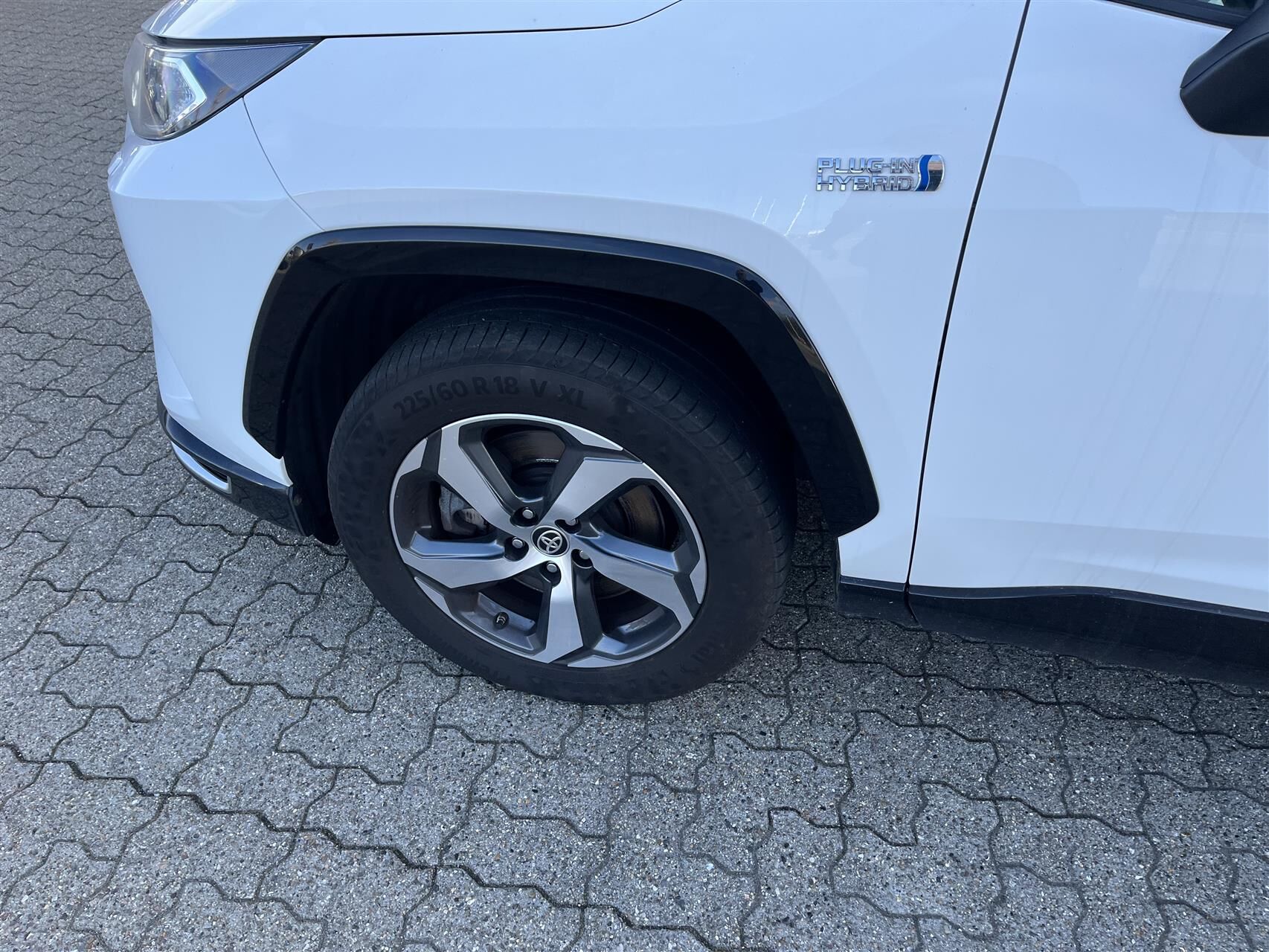 Billede af Toyota RAV4 Plug-in 2,5 Plugin-hybrid H3 AWD 306HK 5d 6g Aut.