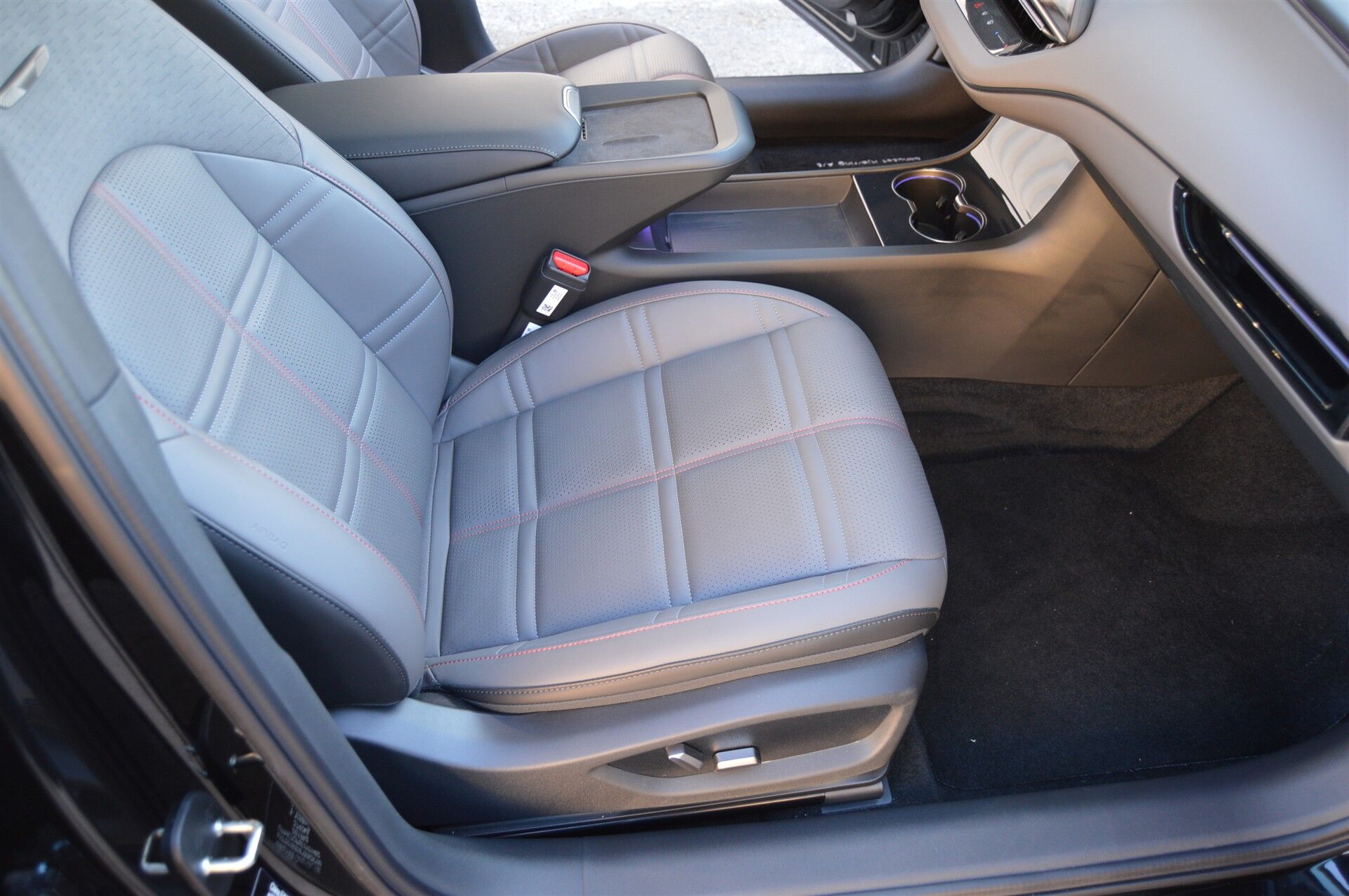 Billede af Hongqi EH7 EL Exclusive 339HK Aut.