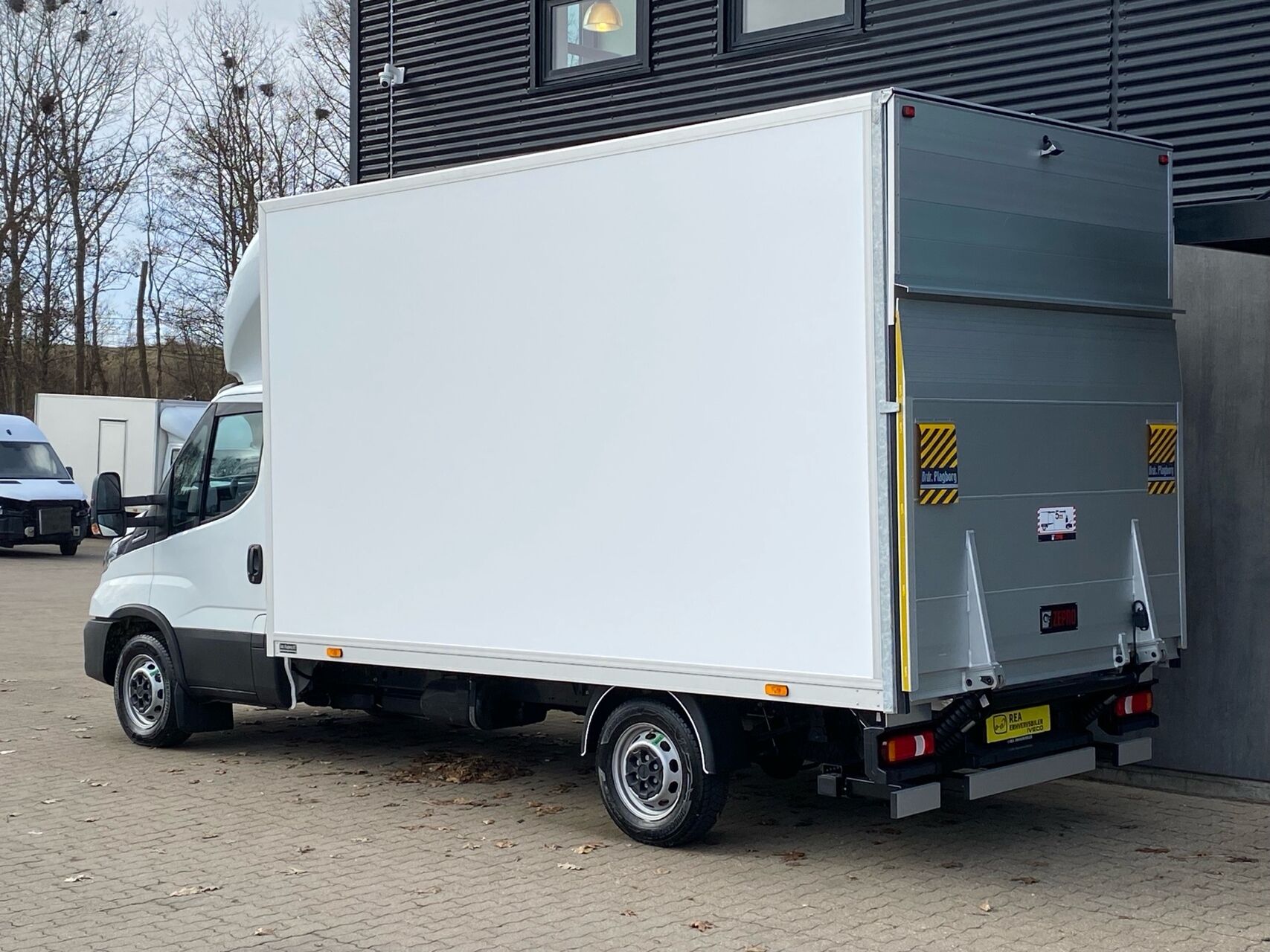 Billede af Iveco Daily Ladv./Chas. 3,0 35S18 4100mm 8g Aut.   