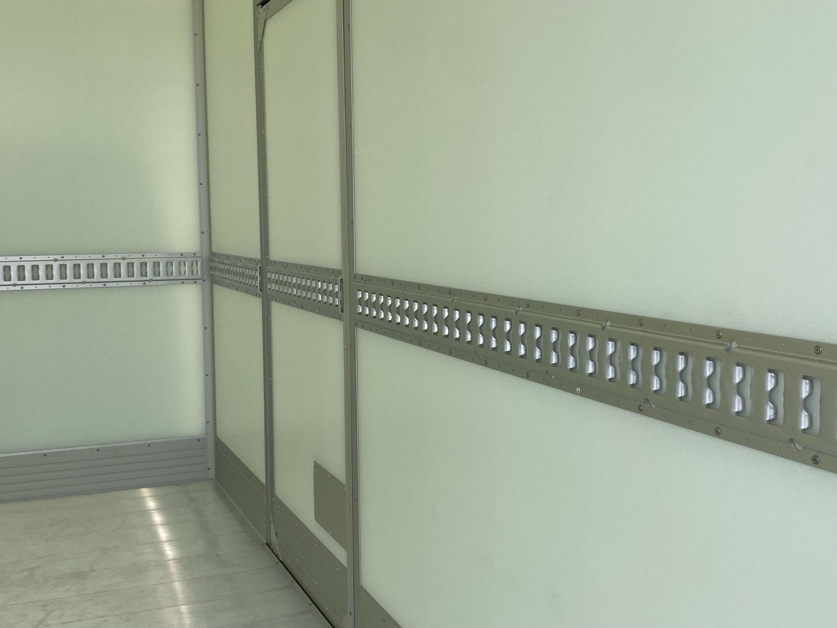 Billede af Iveco Daily Ladv./Chas. 3,0 35S18 4100mm 8g Aut.   