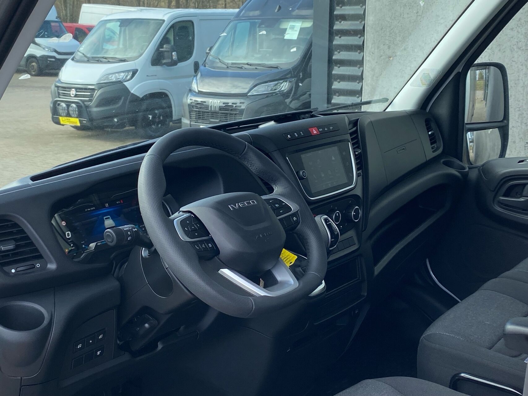 Billede af Iveco Daily Ladv./Chas. 3,0 35S18 4100mm 8g Aut.   