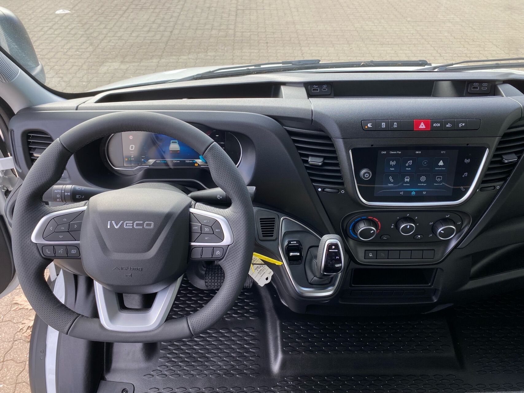 Billede af Iveco Daily Ladv./Chas. 3,0 35S18 4100mm 8g Aut.   