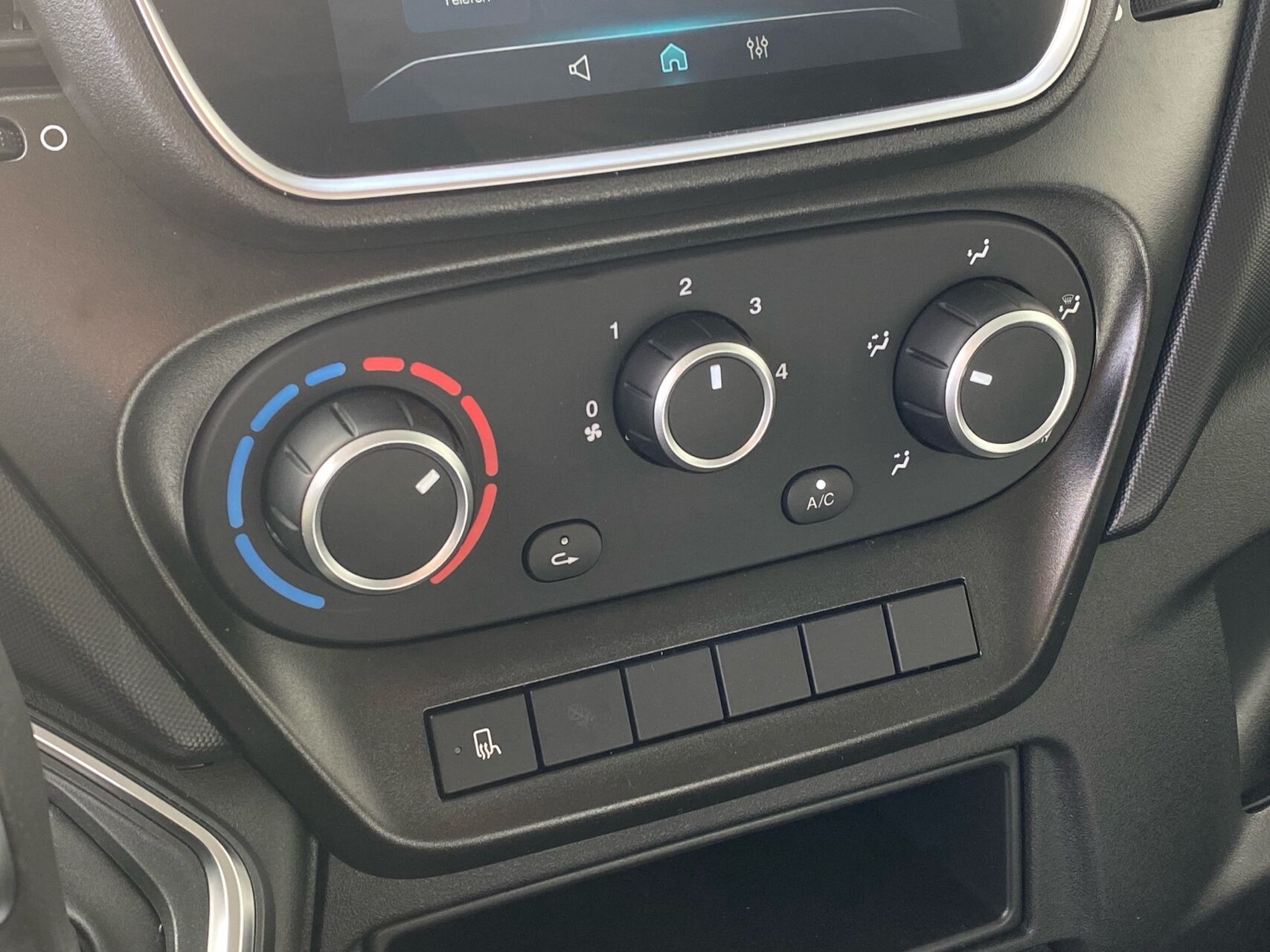 Billede af Iveco Daily Ladv./Chas. 3,0 35S18 4100mm 8g Aut.   