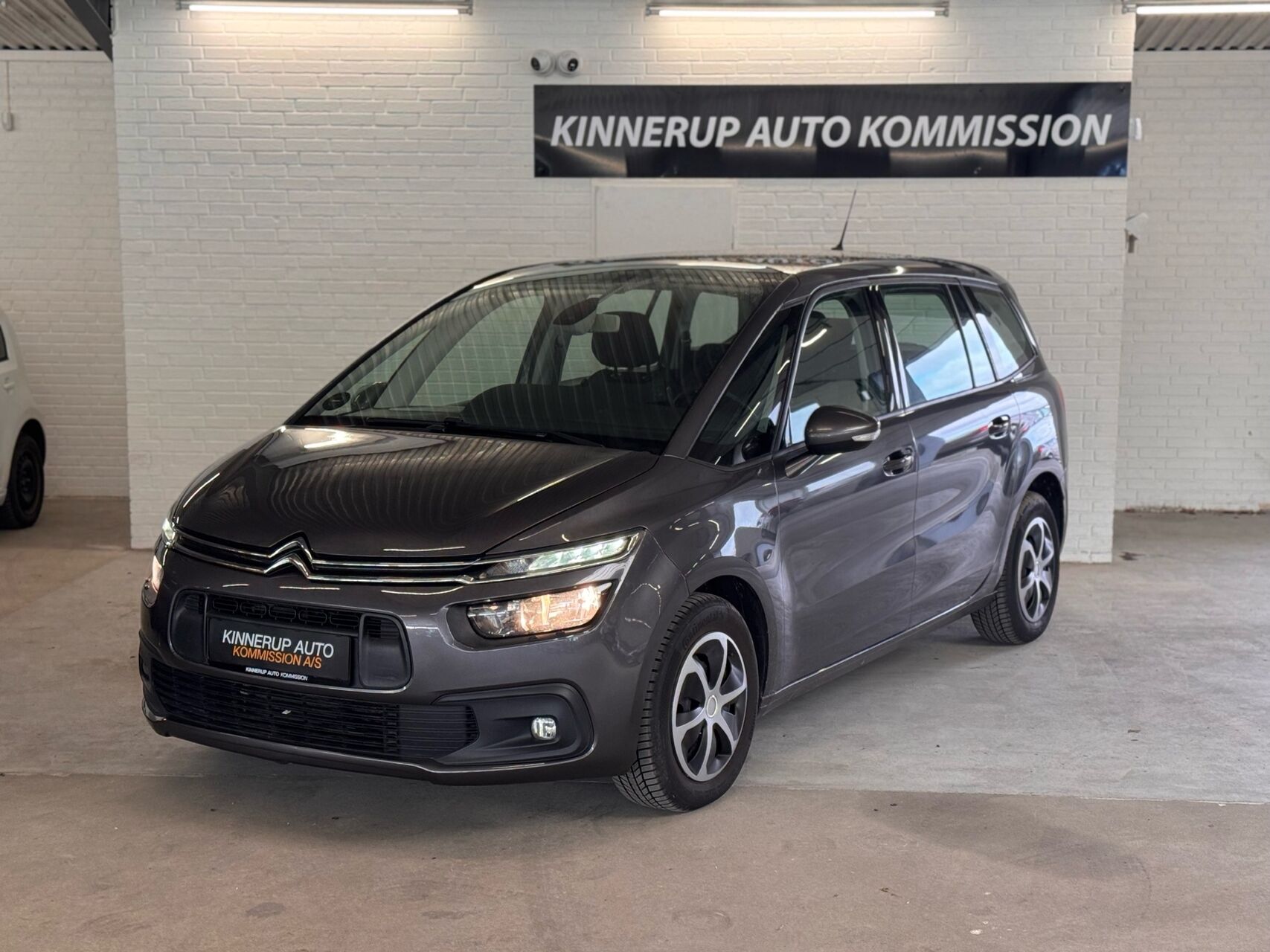 Billede af Citroën Grand C4 Picasso 1,6 Blue HDi Iconic EAT6 start/stop 120HK 6g Aut.