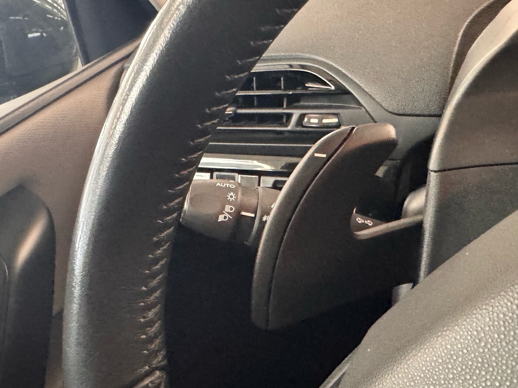 Billede af Citroën Grand C4 Picasso 1,6 Blue HDi Iconic EAT6 start/stop 120HK 6g Aut.