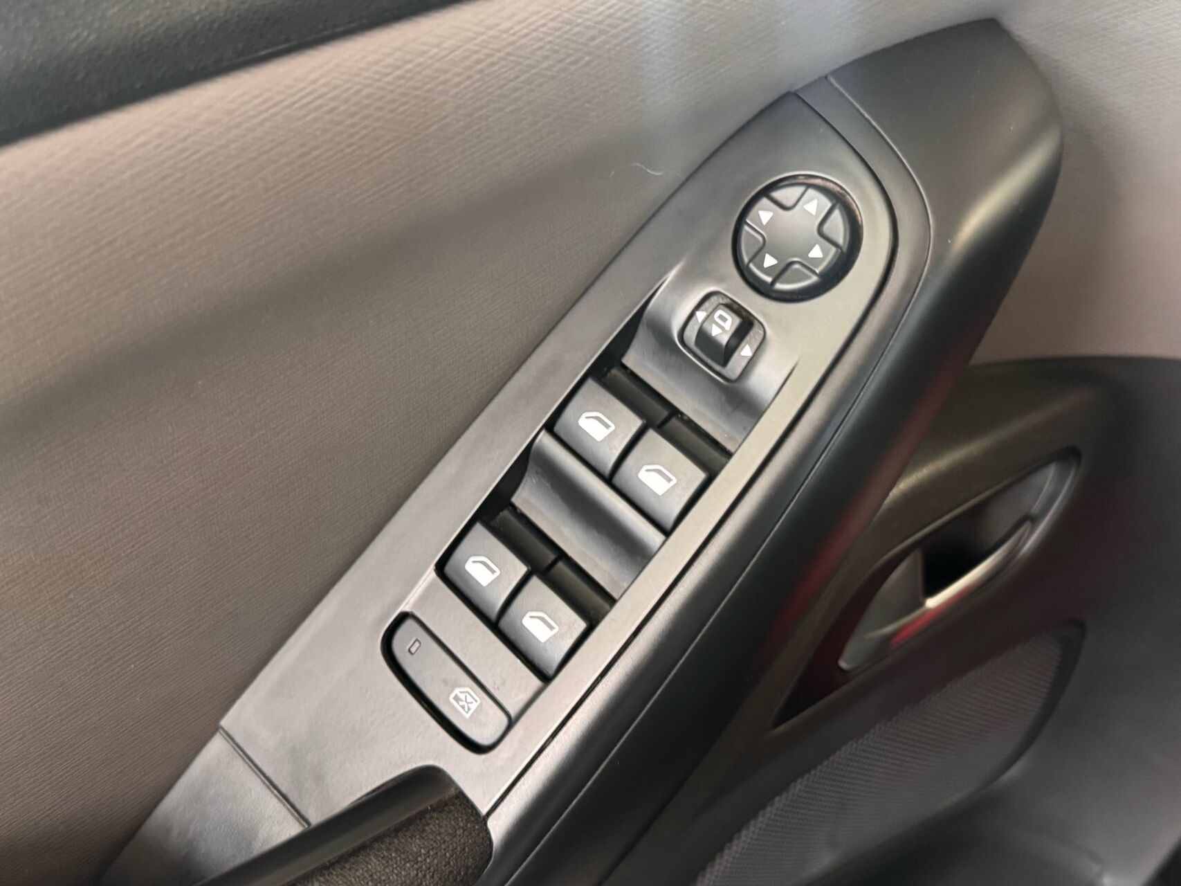 Billede af Citroën Grand C4 Picasso 1,6 Blue HDi Iconic EAT6 start/stop 120HK 6g Aut.