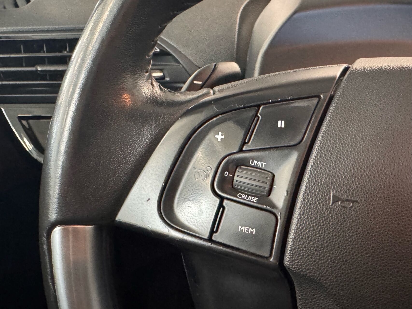 Billede af Citroën Grand C4 Picasso 1,6 Blue HDi Iconic EAT6 start/stop 120HK 6g Aut.