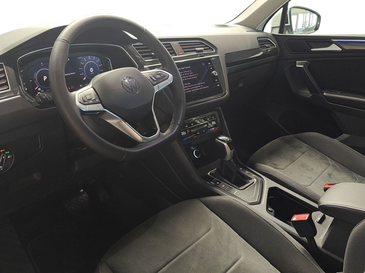 Billede af VW Tiguan 1,4 TSI eHybrid Elegance DSG 245HK 5d 6g Aut.