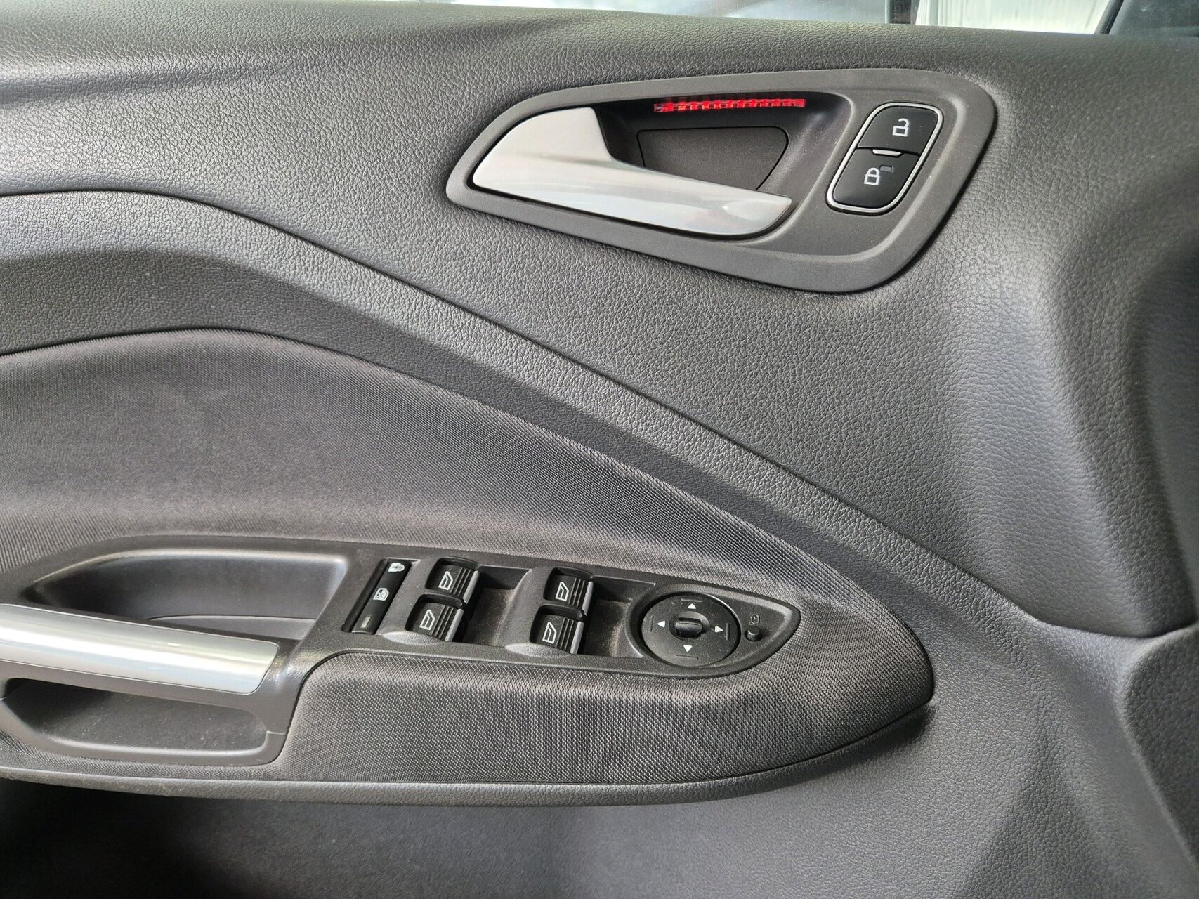 Billede af Ford C-MAX 1,0 EcoBoost Titanium Fun 125HK 6g