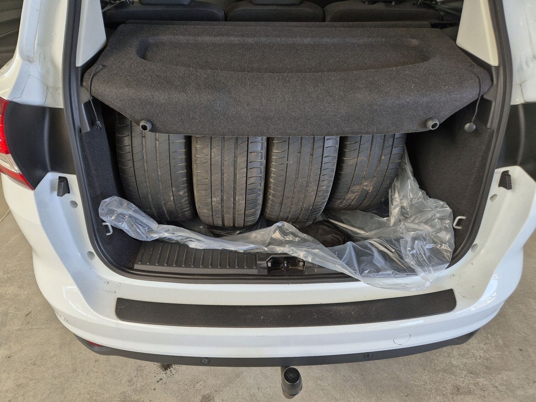 Billede af Ford C-MAX 1,0 EcoBoost Titanium Fun 125HK 6g