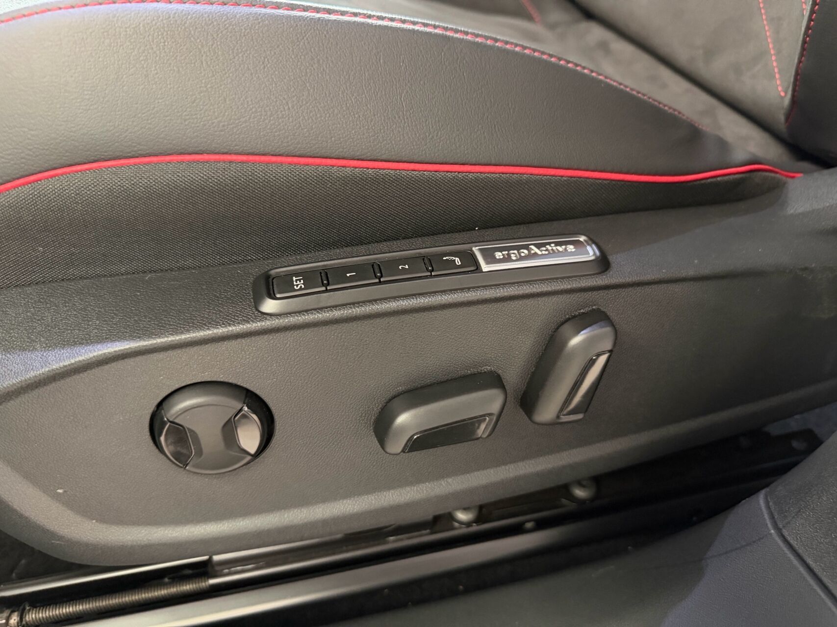 Billede af VW ID.4 EL GTX Max+ 4Motion 340HK 5d Aut.