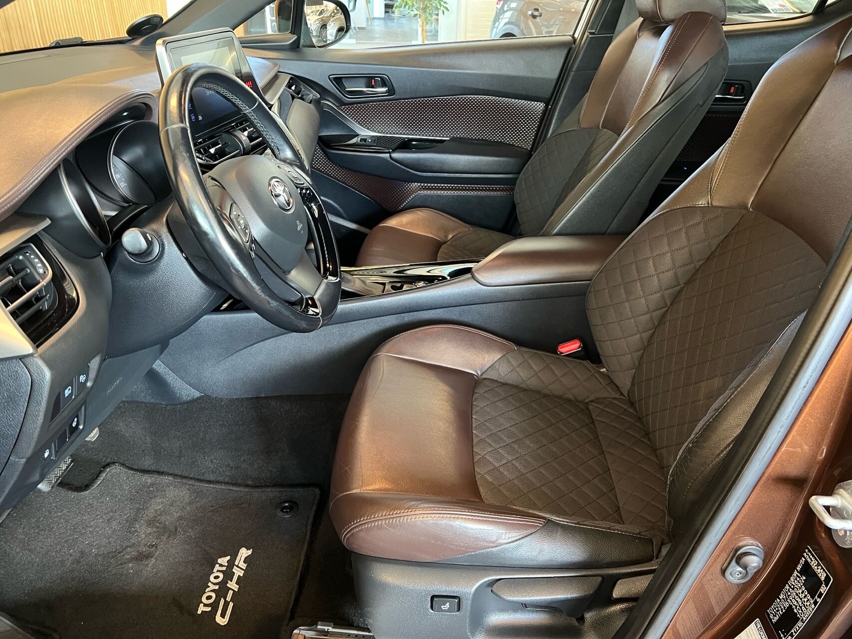 Billede af Toyota C-HR 1,8 Hybrid C-HIC LED Multidrive S 122HK 5d Aut.