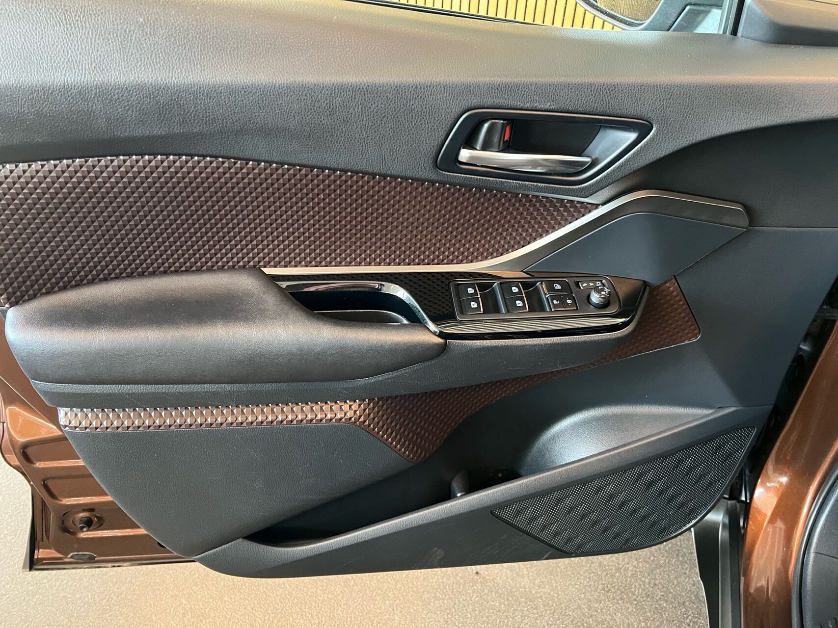 Billede af Toyota C-HR 1,8 Hybrid C-HIC LED Multidrive S 122HK 5d Aut.