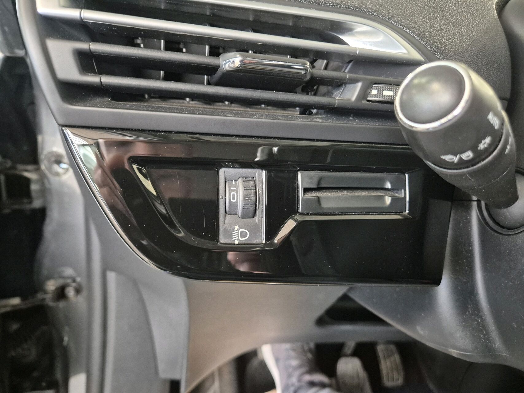 Billede af Citroën Grand C4 Picasso 1,6 Blue HDi Attraction start/stop 120HK 6g