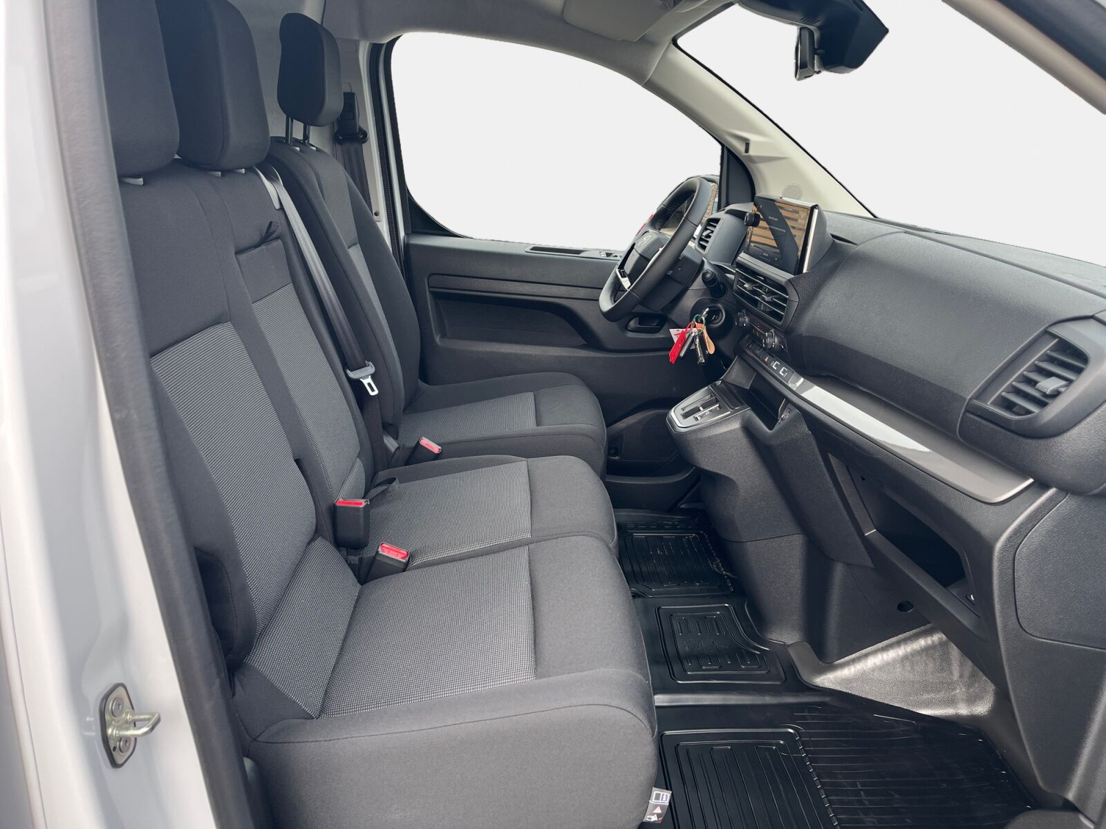 Billede af Toyota Proace 2.2D 150hk Long/To skydedøre aut.gear Comfort Master