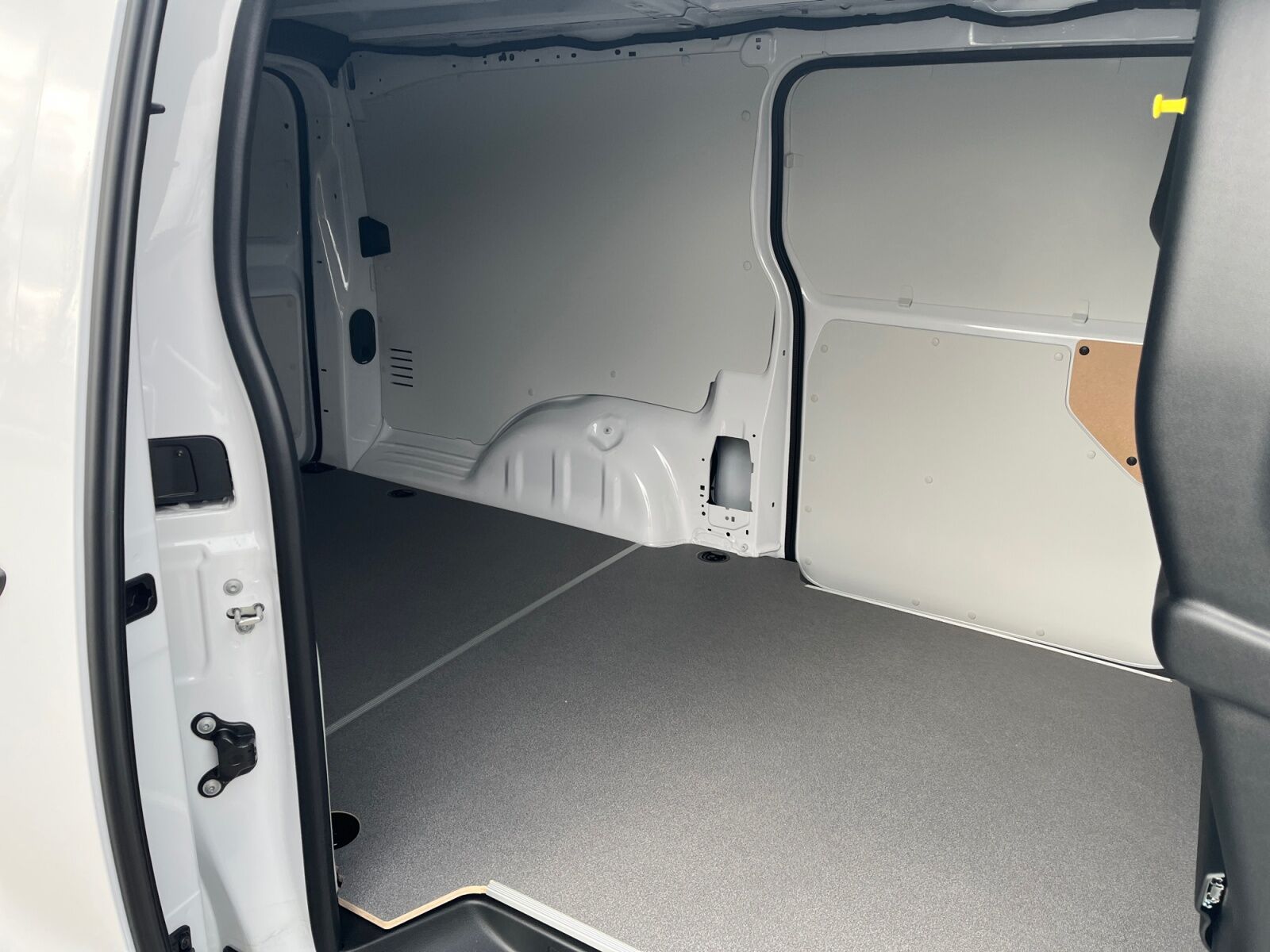 Billede af Toyota Proace 2.2D 150hk Long/To skydedøre aut.gear Comfort Master