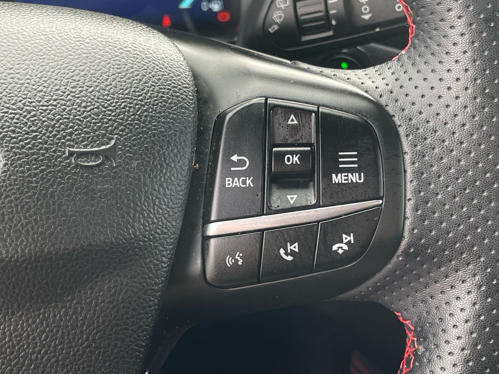 Billede af Ford Kuga 2,5 Plugin-hybrid ST-Line X CVT 225HK 5d Trinl. Gear