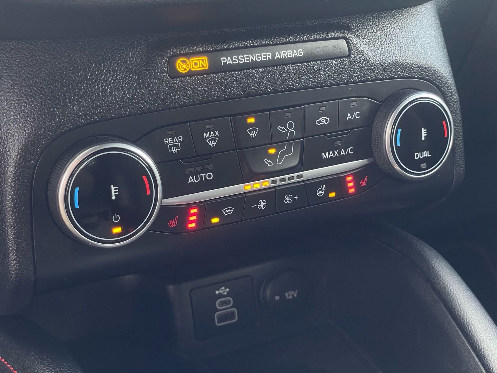 Billede af Ford Kuga 2,5 Plugin-hybrid ST-Line X CVT 225HK 5d Trinl. Gear