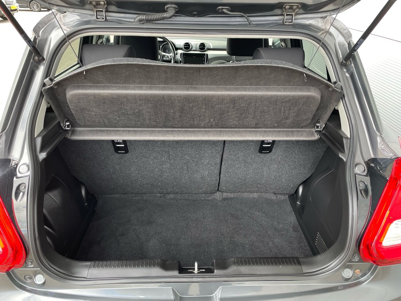 Billede af Suzuki Swift 1,2 Dualjet  Mild hybrid Action Hybrid 90HK 5d