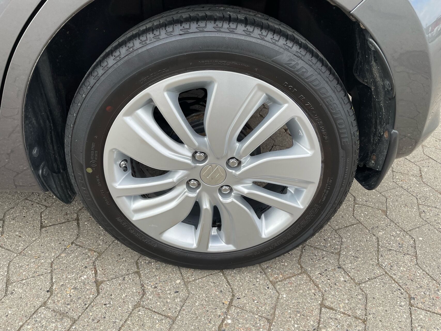 Billede af Suzuki Swift 1,2 Dualjet  Mild hybrid Action Hybrid 90HK 5d