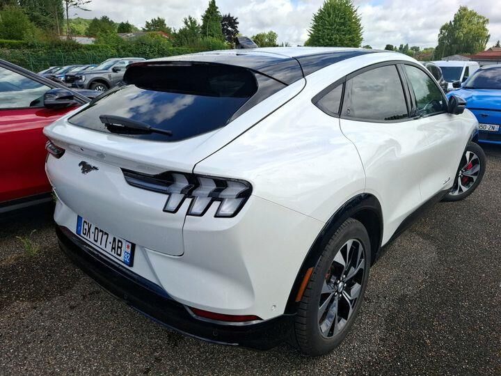 Billede af Ford Mustang Mach-E EL UR Premium AWD 351HK 5d Aut.