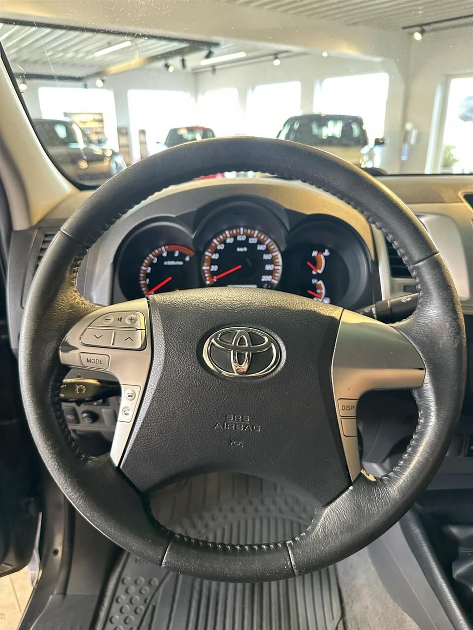 Billede af Toyota HiLux Extra Cab 2,5 D-4D T3 4x4 144HK Pick-Up