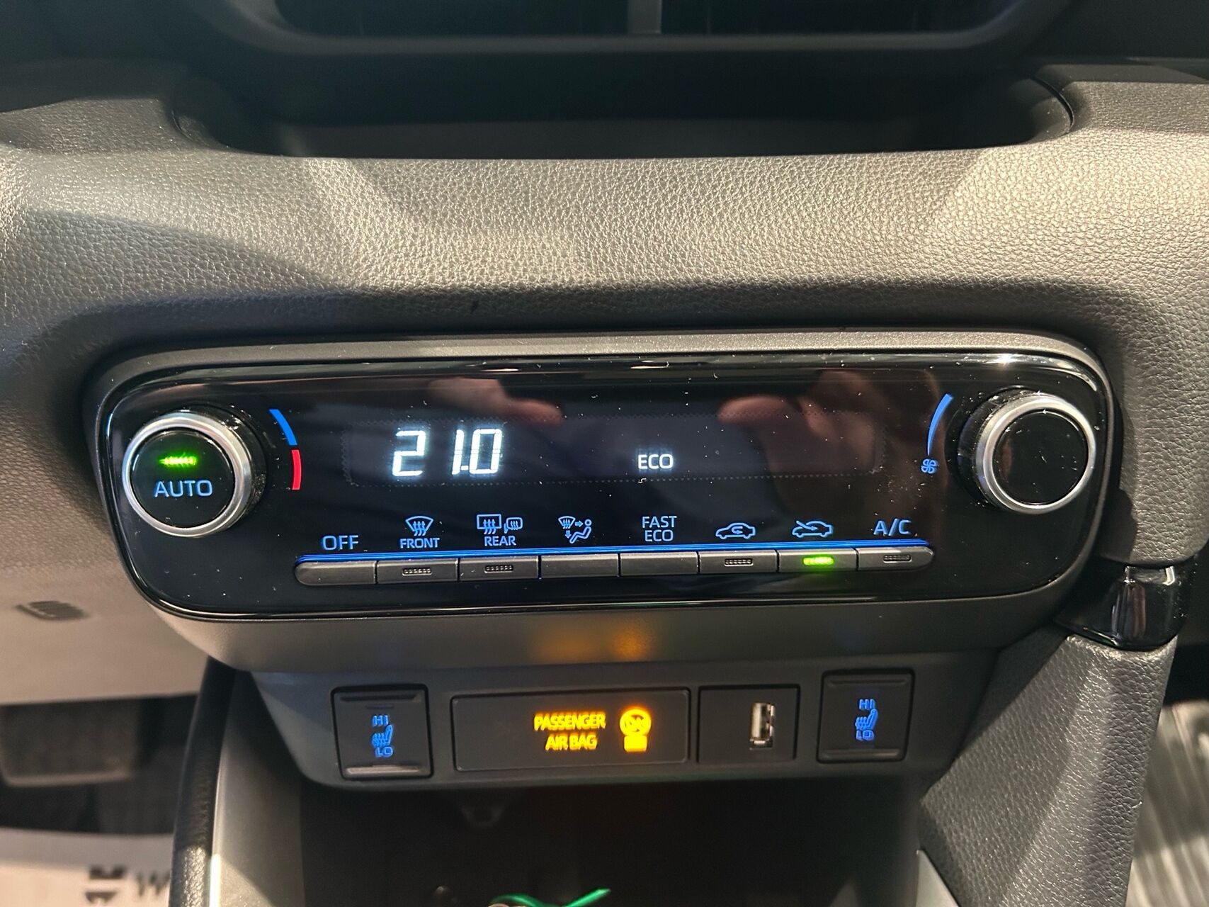 Billede af Toyota Yaris 1,5 Hybrid H3 Smart 116HK 5d Trinl. Gear