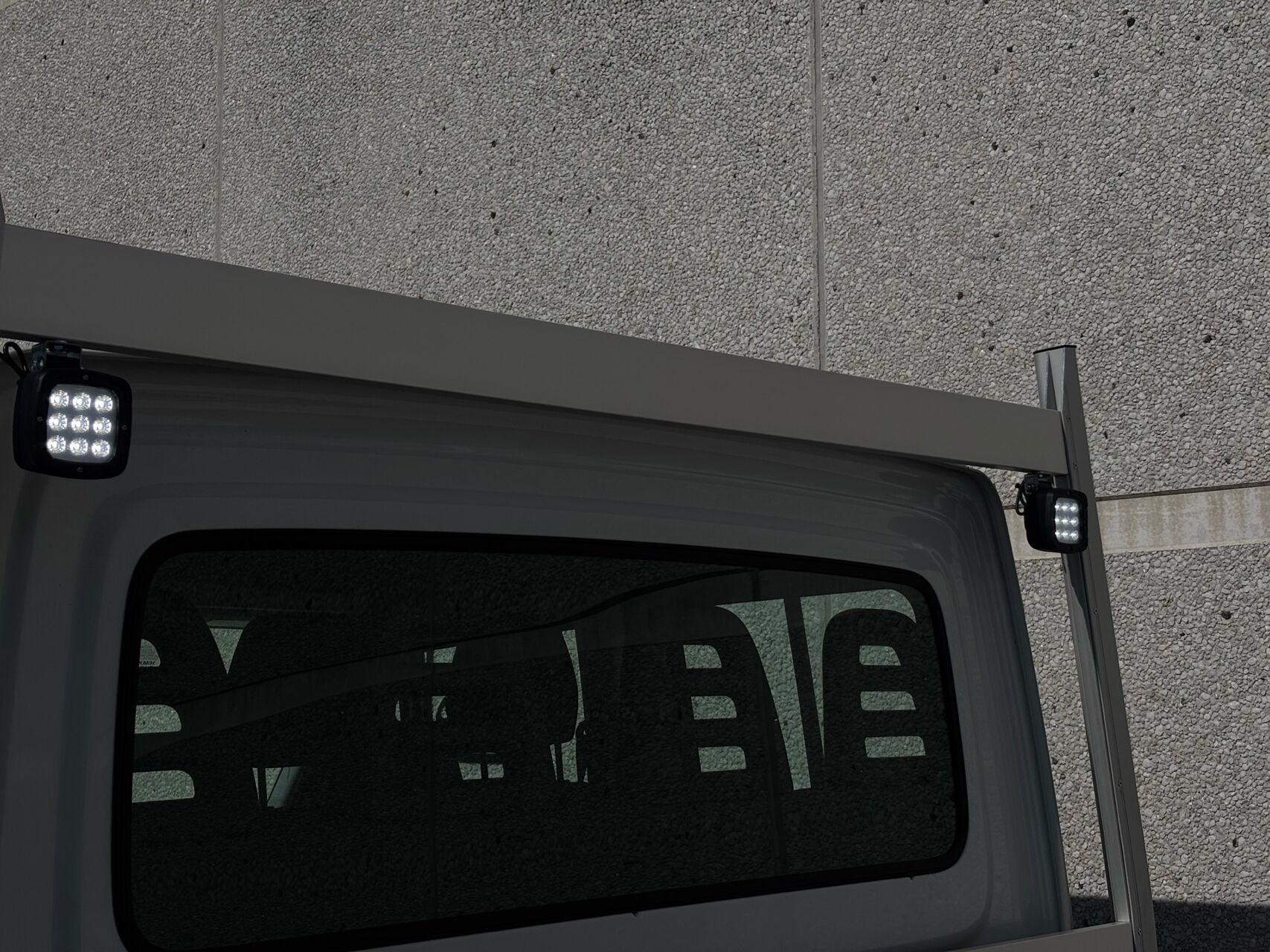 Billede af Iveco Daily 35S18 4100mm 3,0 D Hi-Matic 180HK DobKab 8g Aut.