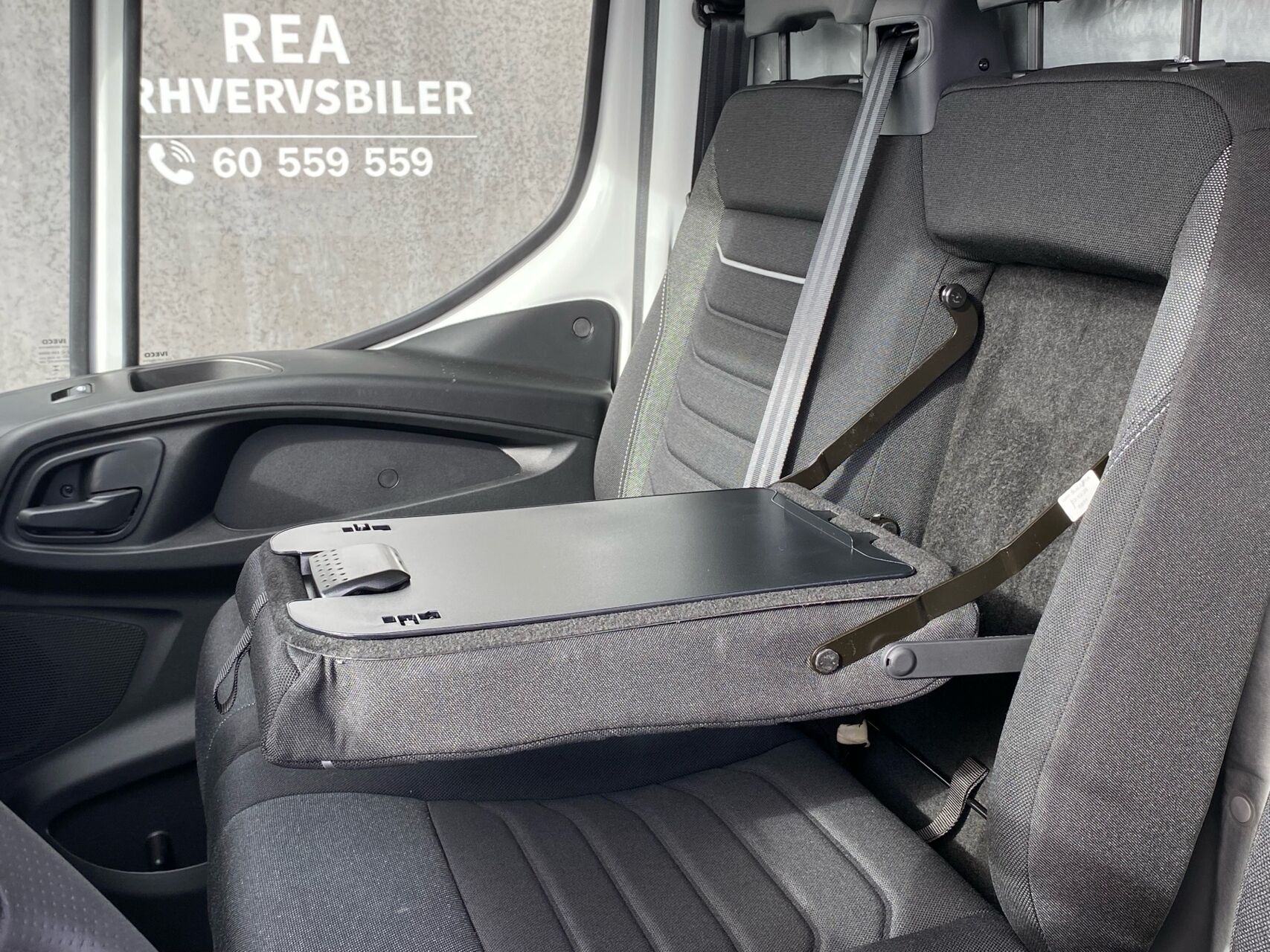 Billede af Iveco Daily Ladv./Chas. 3,0 35S18 4100mm 8g Aut.   