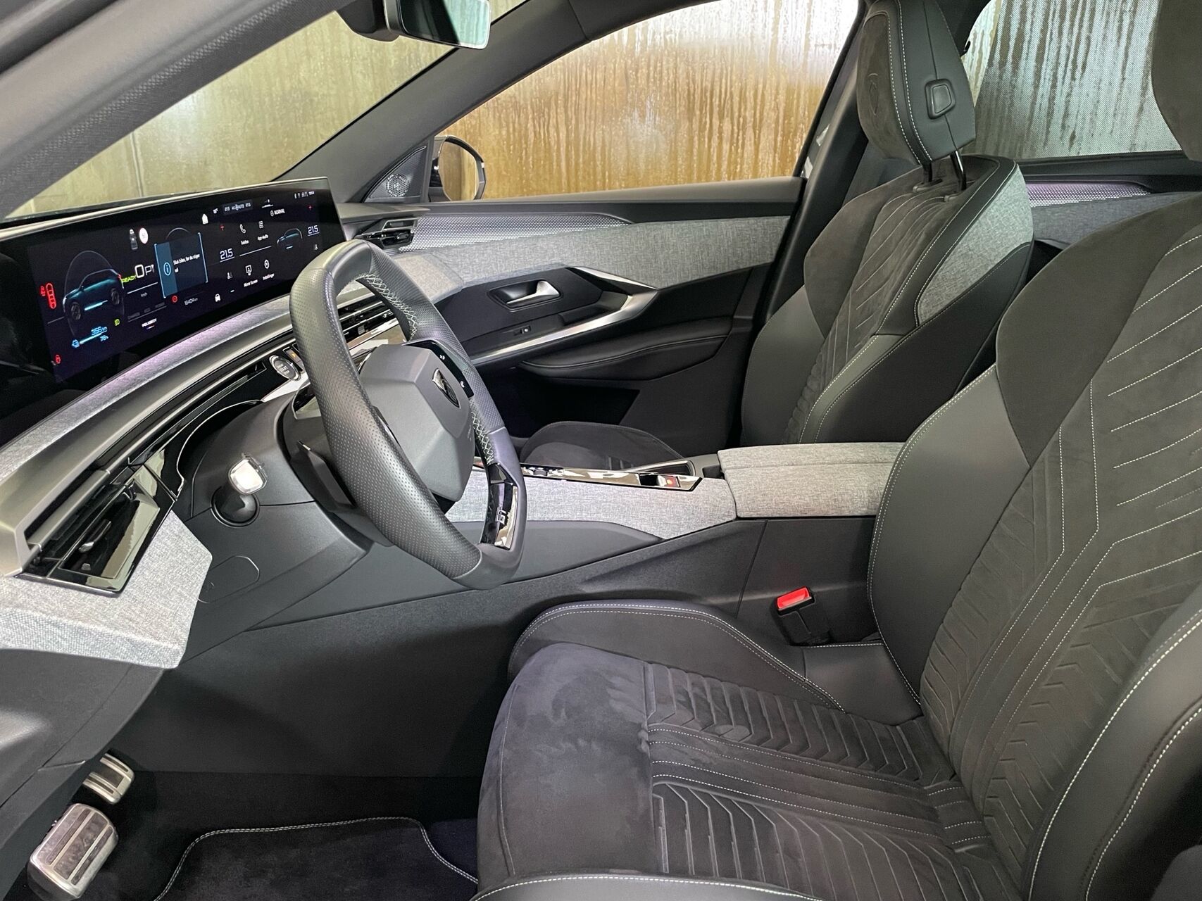 Billede af Peugeot e-5008 EL GT Pack 210HK 5d Aut.