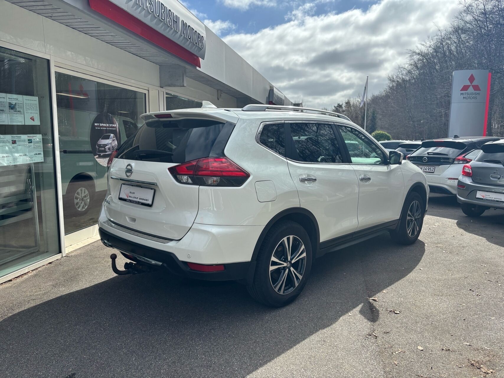 Billede af Nissan X-Trail 7 pers. 1,3 Dig-T N-Connecta DCT 160HK 5d Aut. 