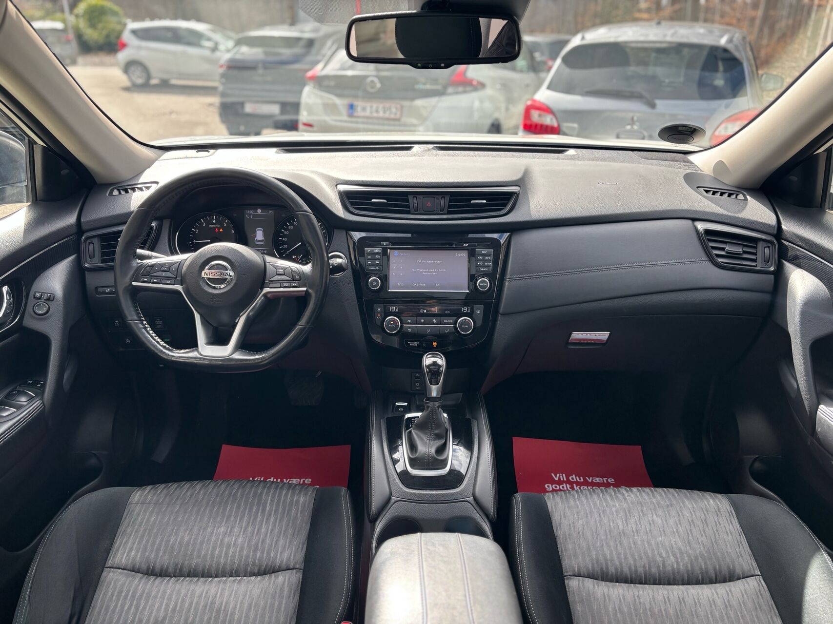 Billede af Nissan X-Trail 7 pers. 1,3 Dig-T N-Connecta DCT 160HK 5d Aut. 