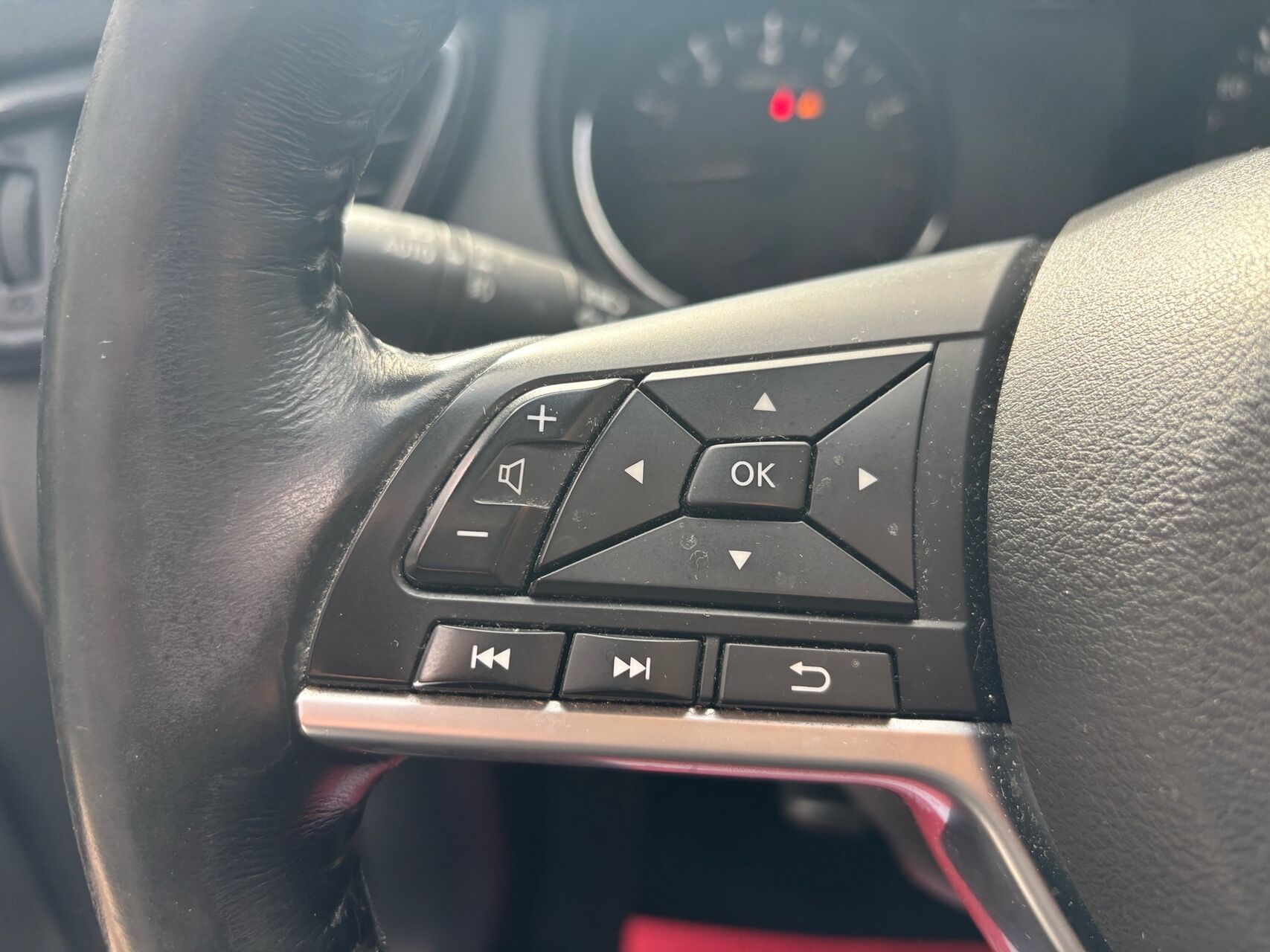 Billede af Nissan X-Trail 7 pers. 1,3 Dig-T N-Connecta DCT 160HK 5d Aut. 