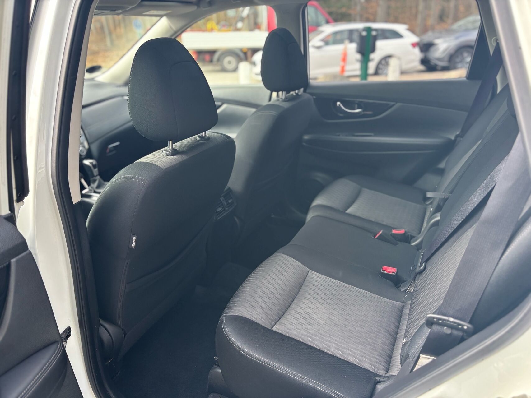 Billede af Nissan X-Trail 7 pers. 1,3 Dig-T N-Connecta DCT 160HK 5d Aut. 